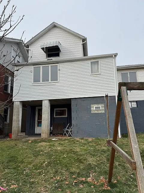 3 bed, 1316 sqft, $1,300 — Photo 3