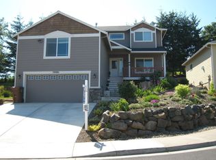 59981 Isabella Ln, Saint Helens, OR 97051