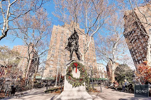 Rented by Bond New York | media 34