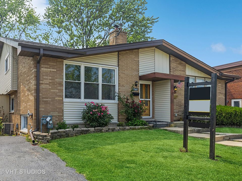 1st image of 9360 N Parkside Dr