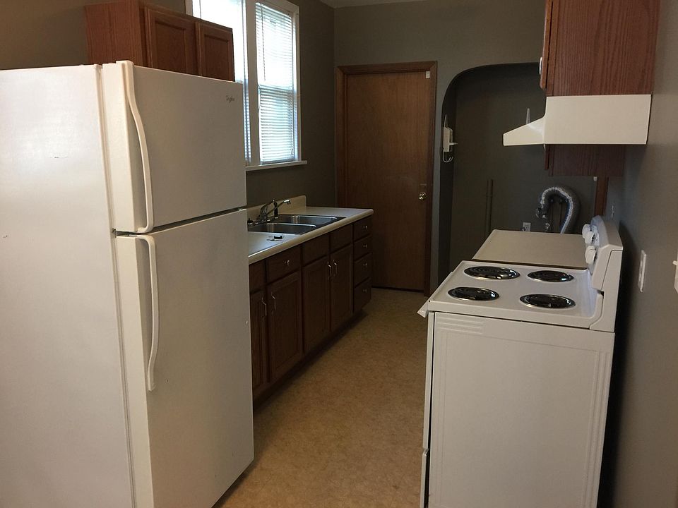 1st image of 215 N 19th St