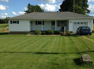 3292 Fresno Rd NW, Carrollton, OH 44615