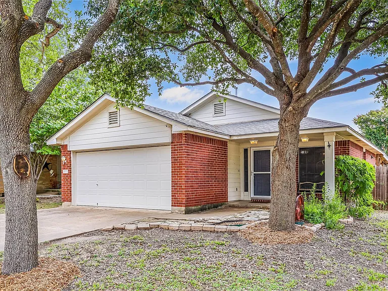14313 Lemongrass Ln — Photo 2