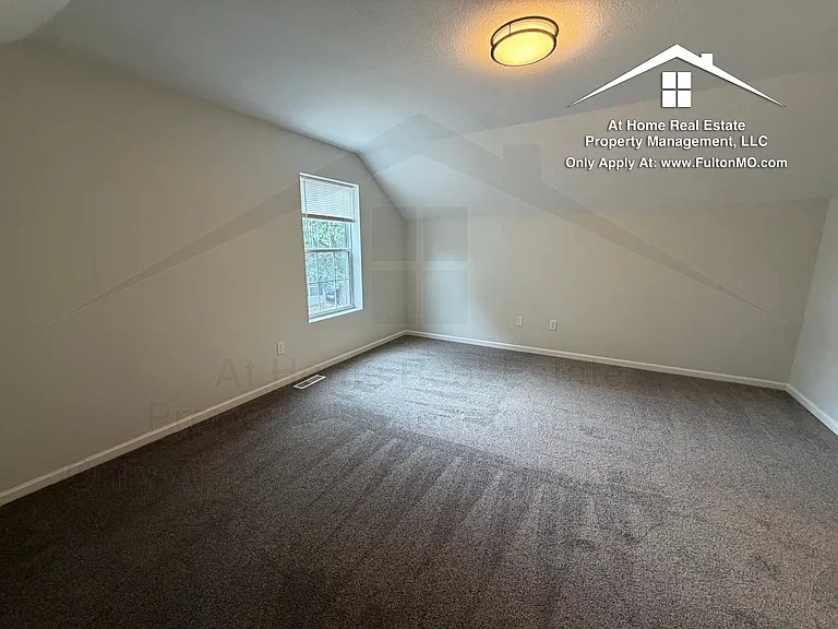 1011 Greystone Ct — Photo 27