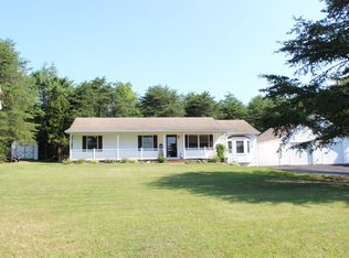 119 Chantilly Ln, Inwood, WV 25428