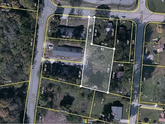 3rd image of 111 Oak St