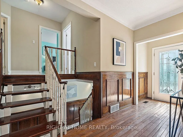 40 Catalina Dr — Photo 17