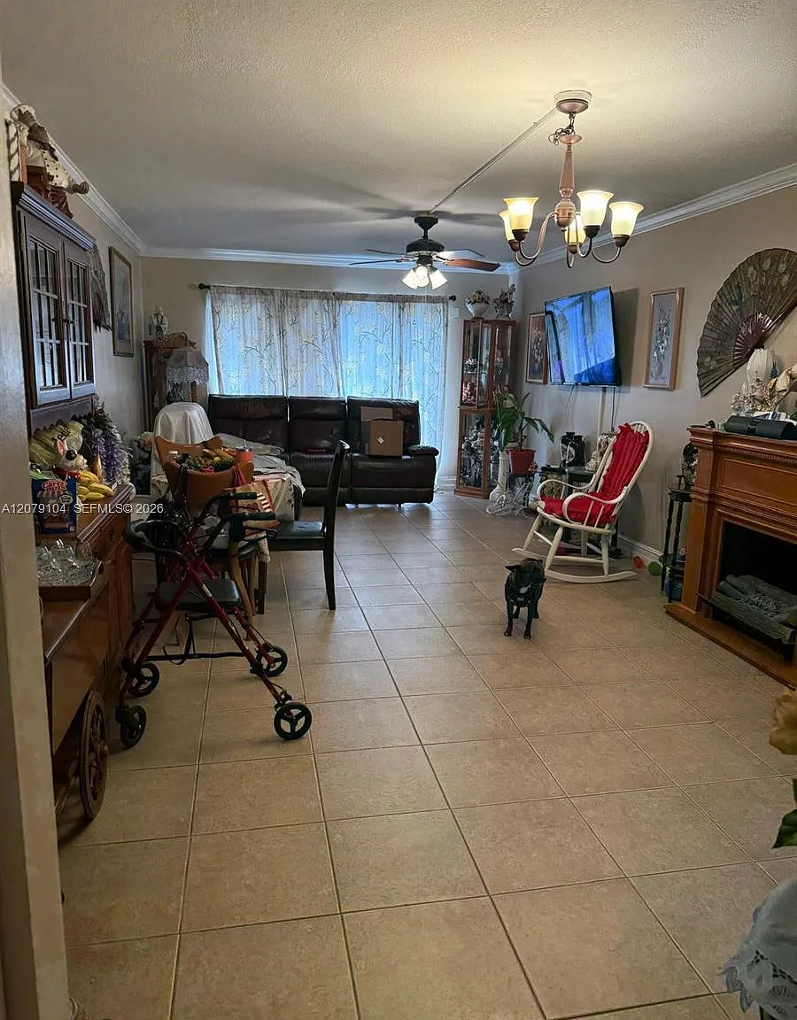 Village At Dadeland Condo — Photo 1