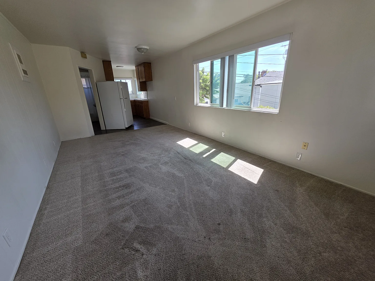 1 bed, 600 sqft, $1,950 — Photo 3