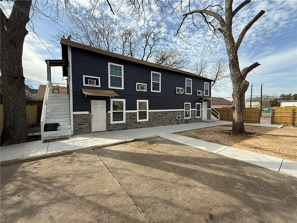 405 W Wm J Bryan Pkwy #B2