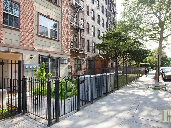 342 Parkside Avenue image 1 of 5