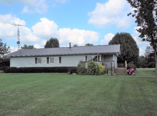 1127 S Rockfield Rd, Veedersburg, IN 47987