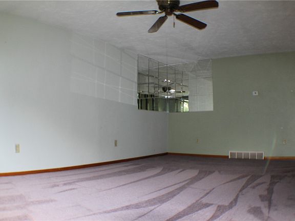5th image of 508 Beckman Dr