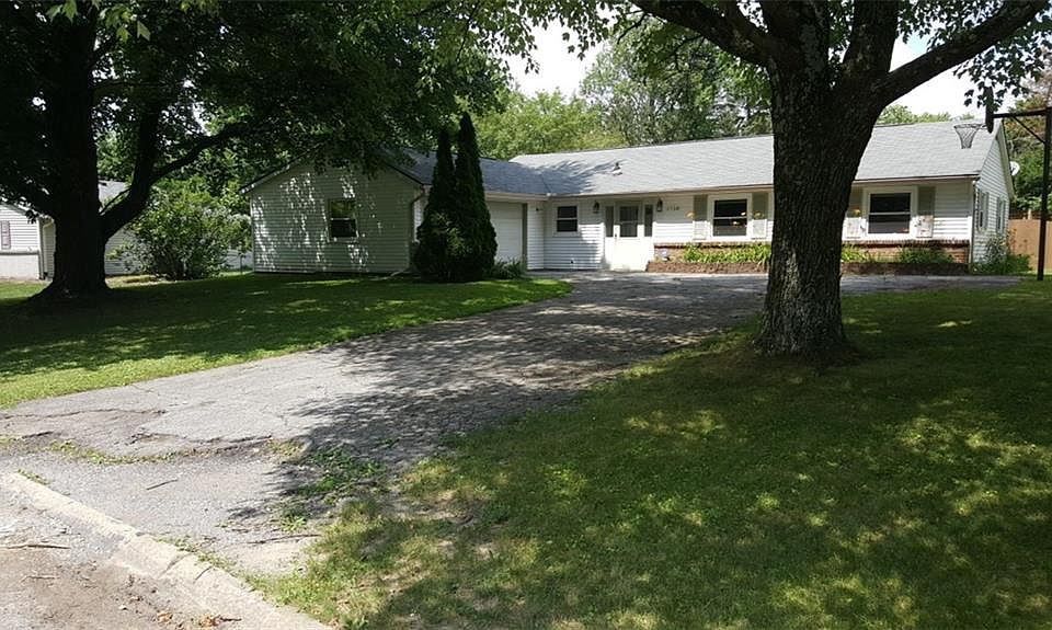 1st image of 1728 W 72nd Pl