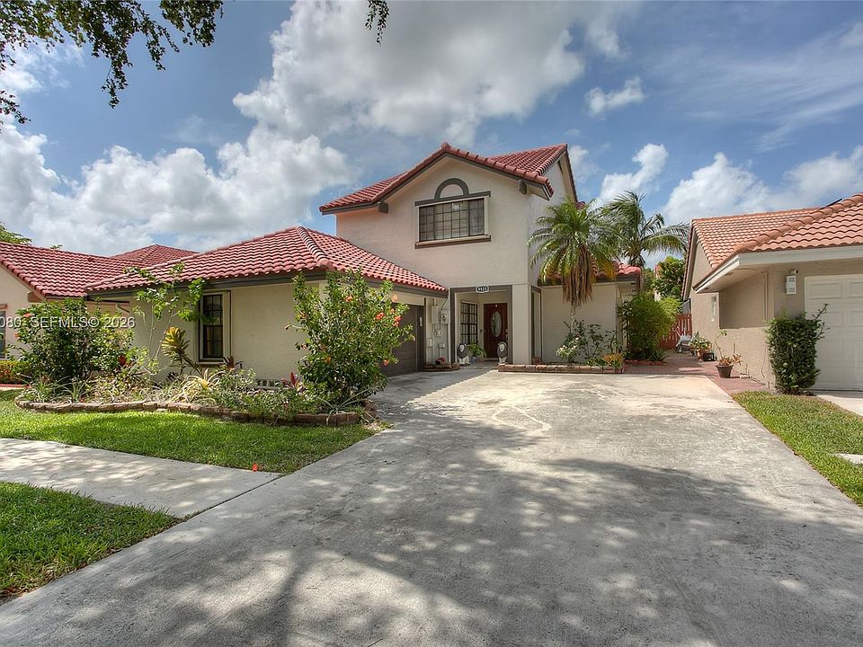 1st image of 9521 NW 18th Mnr