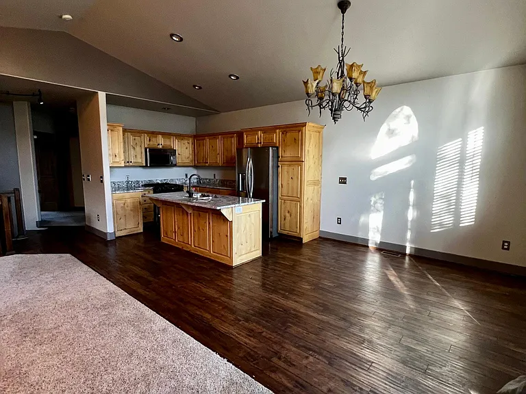 6629 Trout Creek Ct — Photo 17