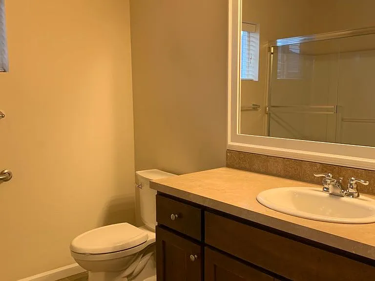 Upstairs hall bathroom.