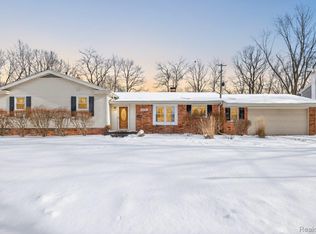 11303 Old Bridge Rd, Grand Blanc, MI 48439