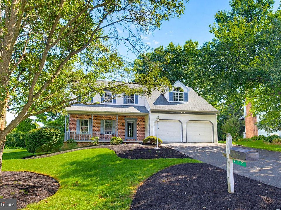 1st image of 919 Jade Ave