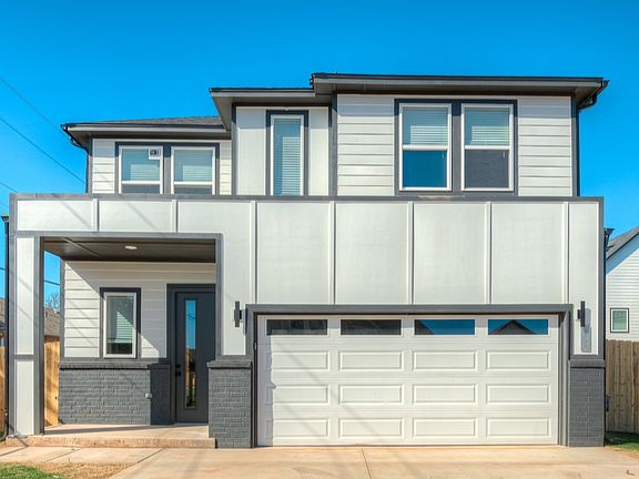 2nd image of 2612 Crescent Ave
