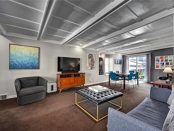 5th image of 1301 Saint Charles Ave