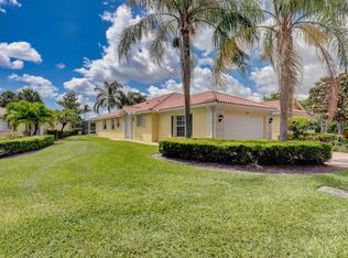 5081 Magnolia Bay Cir, Palm Beach Gardens, FL 33418