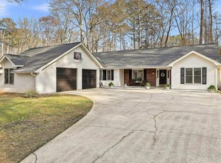 135 Spring Forest Way, Sharpsburg, GA 30277