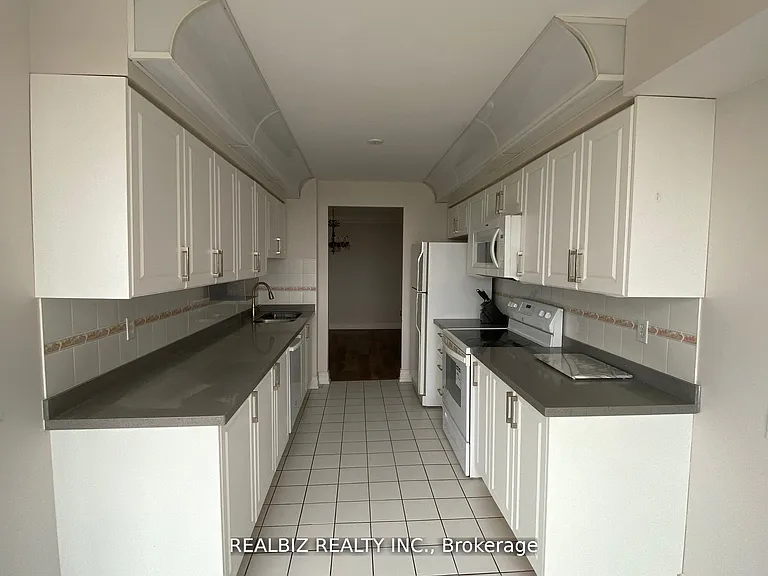 110 Promenade Cir #908 — Photo 8