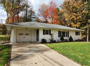 70 Robison Rd W, Erie, PA 16509