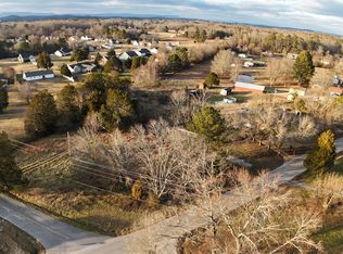 1585 E Reed Rd, La Fayette, GA 30728