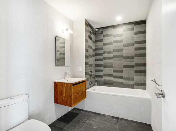 782 New York Avenue image 4 of 16