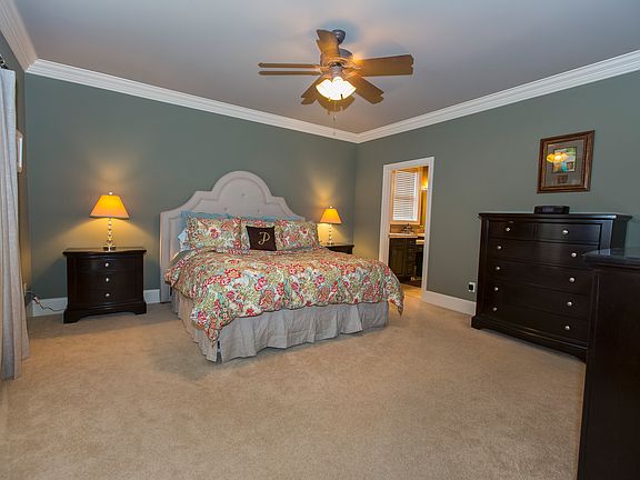 4th image of 791 Highland Manor Ct