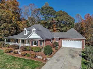 201 Ju Lenor Dr, Winston Salem, NC 27107