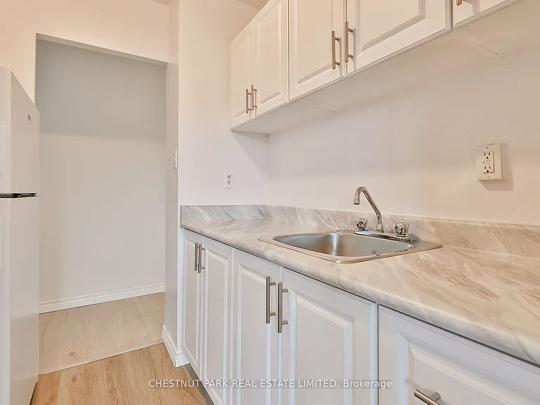 888 Glen St #408 — Photo 19