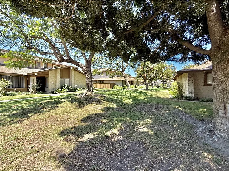 17730 Palo Verde Ave — Photo 27