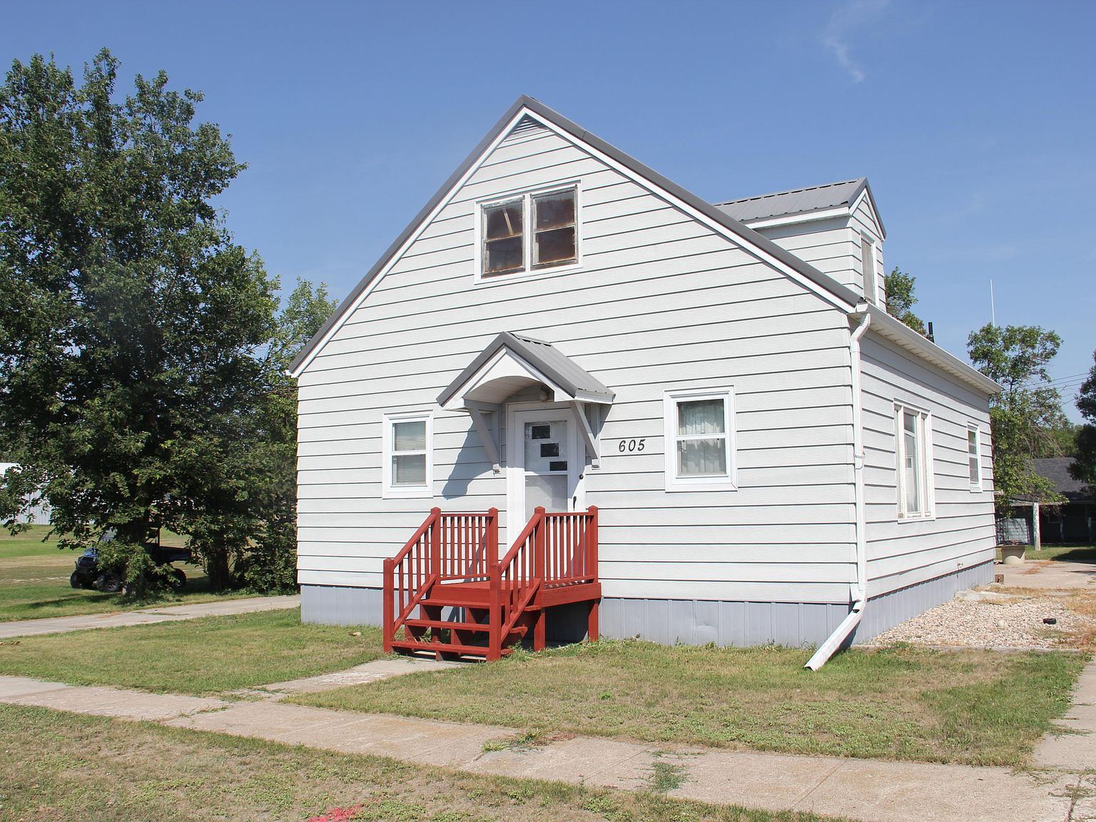 605 Tower St NW, Herreid, SD 57632 Zillow