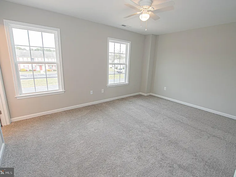 242 Morgans Ct — Photo 39