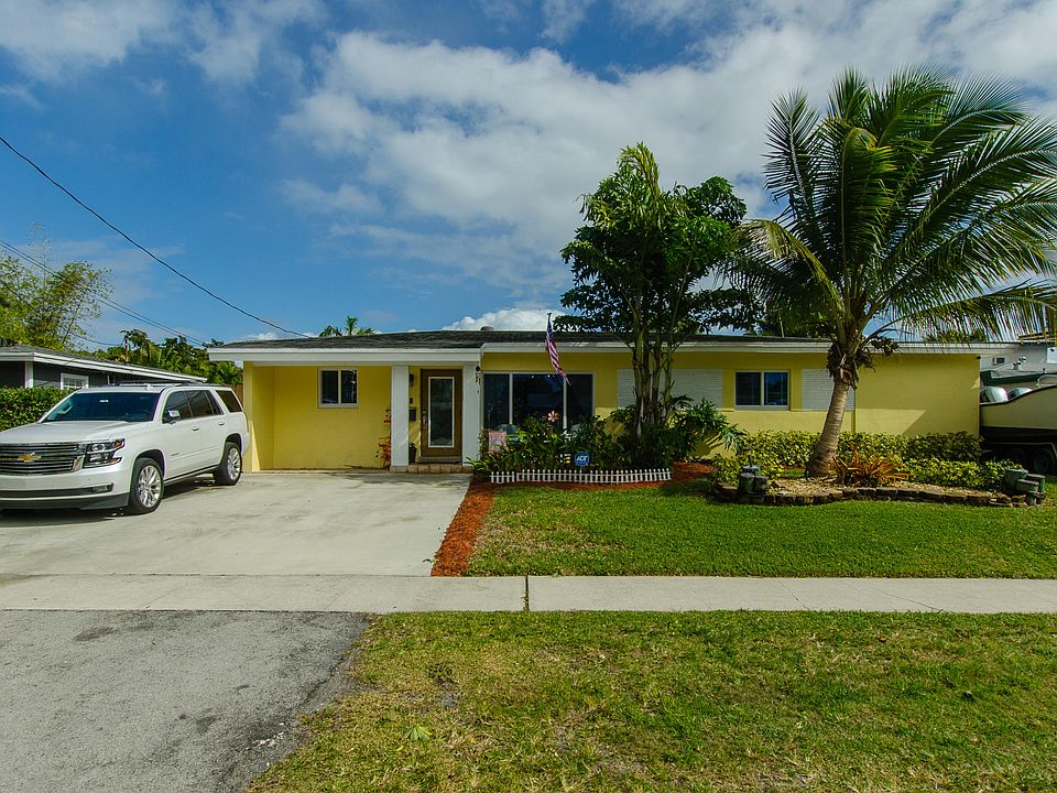 1st image of 1720 SW 22nd Ave