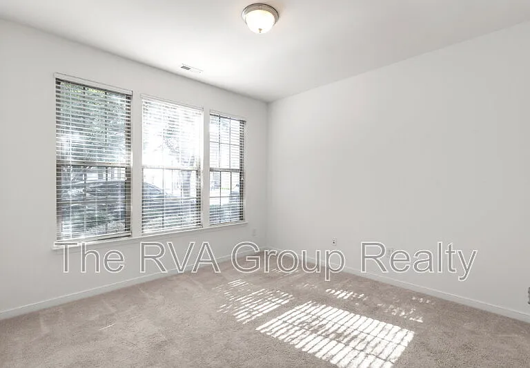 4941 Old Main St — Photo 4