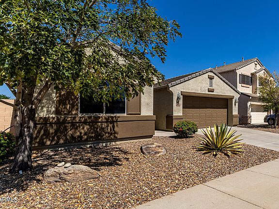 3rd image of 17616 W BLOOMFIELD Road