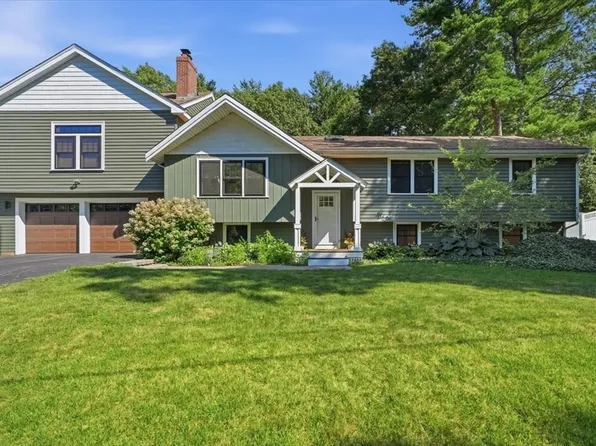 2 Hazelwood Dr, Hingham, MA 02043