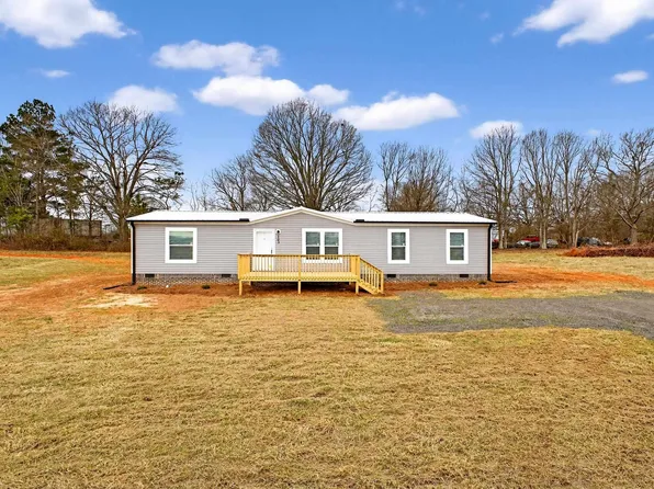 103 Windfield Hill Rd, Williamston, SC 29697