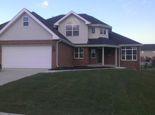 15559 S Red Bud Ln, Lockport, IL 60441