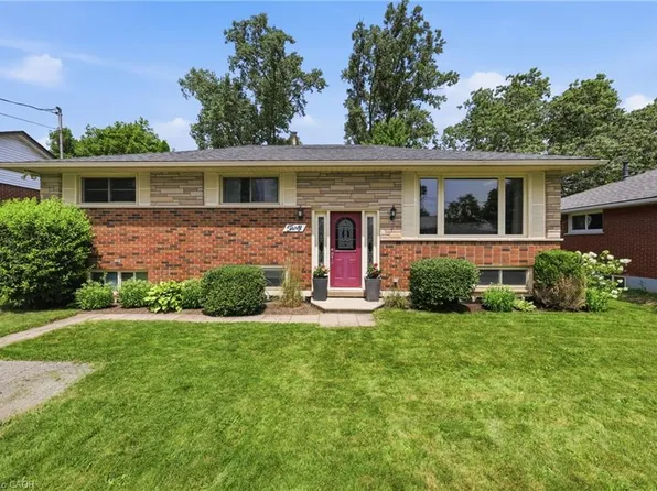 30 Laird St, Caledonia, ON N3W 1G3