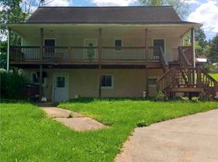 30 Summit St, Clarksville, PA 15322
