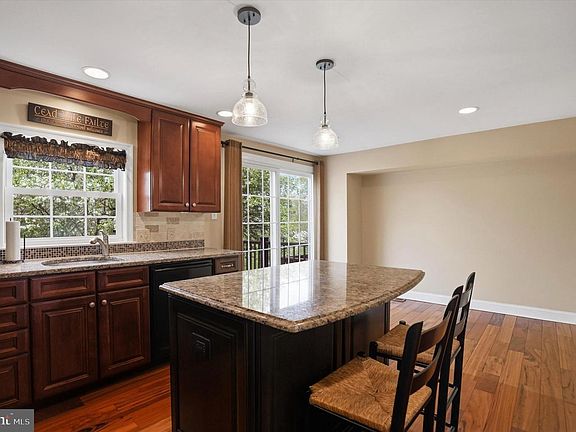 4th image of 4166 Ritten House Ln