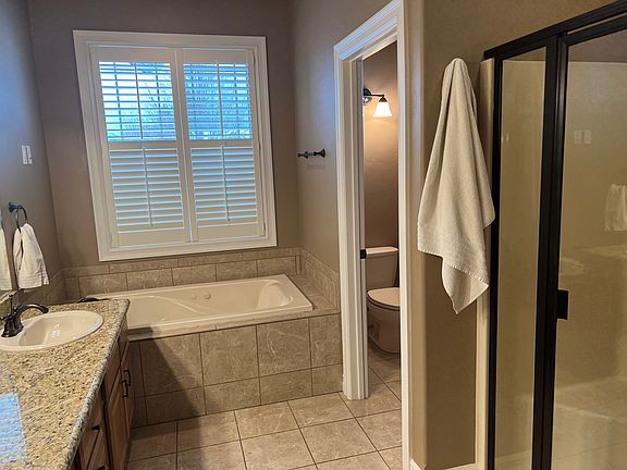 5th image of 3029 River Lakes Dr