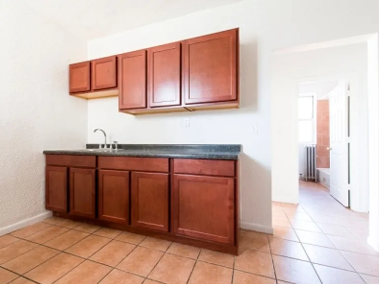 7400 S Yates Blvd — Photo 17