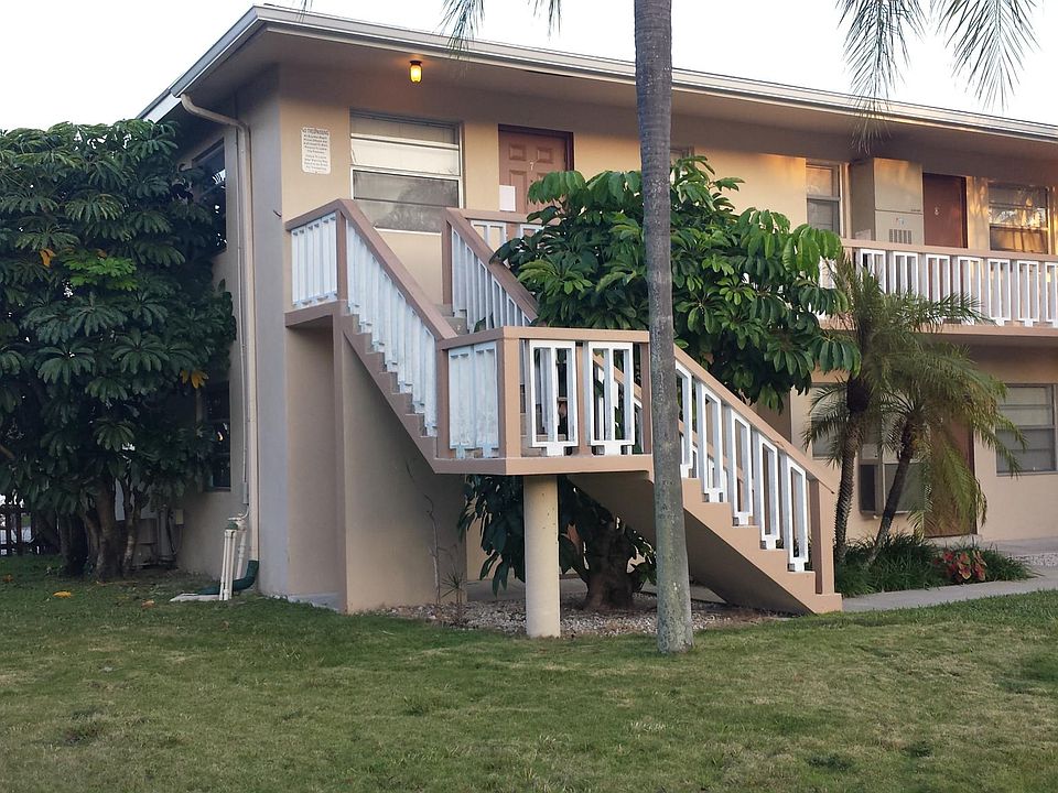 1st image of 200 E Ocean Ave