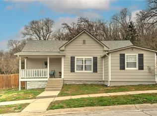 156 Richmond St, Excelsior Springs, MO 64024